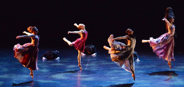 Les Nuits, Création 2013. Chorégraphie Angelin Preljocaj / Ballet Preljocaj © Jean-Claude Carbonne