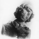 Le Chef de l'ange de saint Nicaise (Ange au Sourire) de la cathédrale de Reims mutilé et reconstitué. Photographie : Max Sainsaulieu (1870-1953) © Ministère de la Culture - Médiathèque du Patrimoine. Dist RMN-Grand Palais / Max Sainsaulieu 