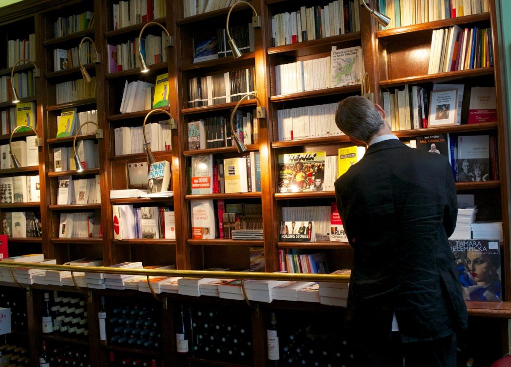 5 librairies ouvertes le soir à Paris 1 La Belle Hortense