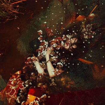 Reylia Slaby, « Never Leave Me » - Tales from Japan series 5