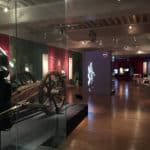 Scénographie de l'exposition Chevaliers et Bombardes, au musée de l'Armée