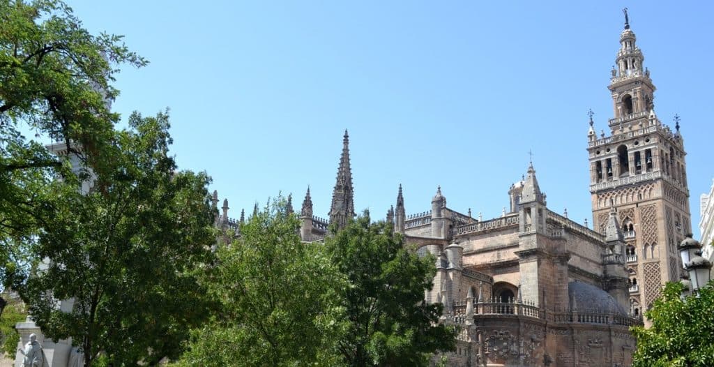 La belle Séville, ville chargée d'histoire 3