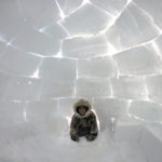 Campement d’Inuits au pôle Nord © Ton Koene