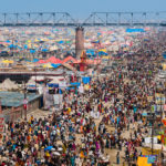 Tour du monde de l’habitat précaire à la Cité de l'Architecture 10 Habiter le campement - Pèlerinage de la Kumbha Mela, 2013, Allahabad