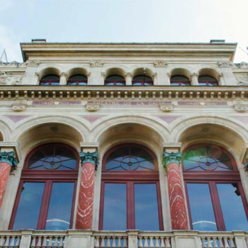 Façade de la Gaîté lyrique