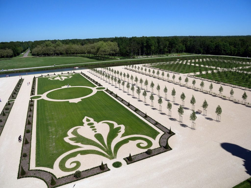 The gardens of the Chambord Castle