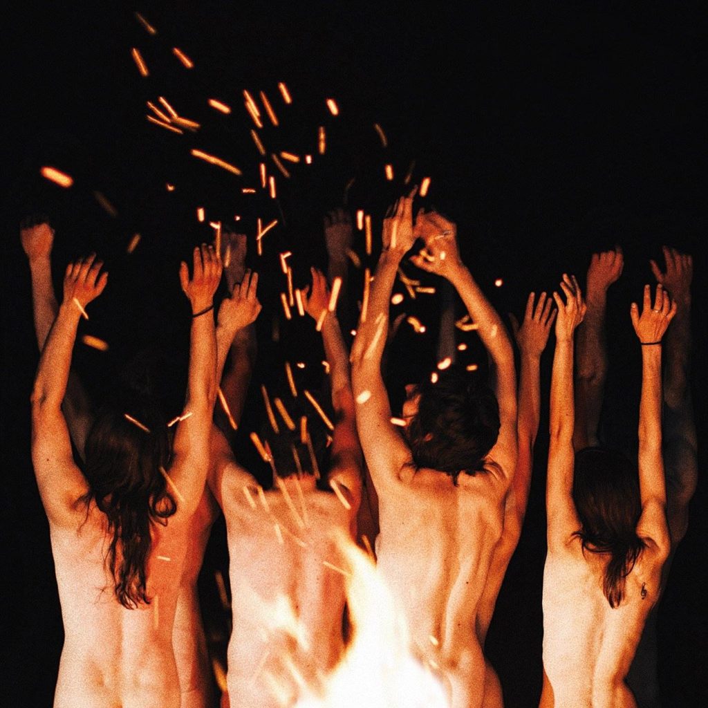 Mademoiselle K, album Sous les brûlures l'incandescence intacte