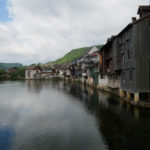 Le village d'Ornans dans le Doubs