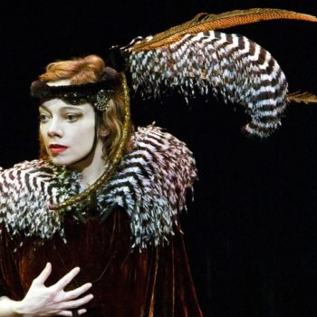 Aurélia Thierrée, Murmures des murs © Richard Haugton