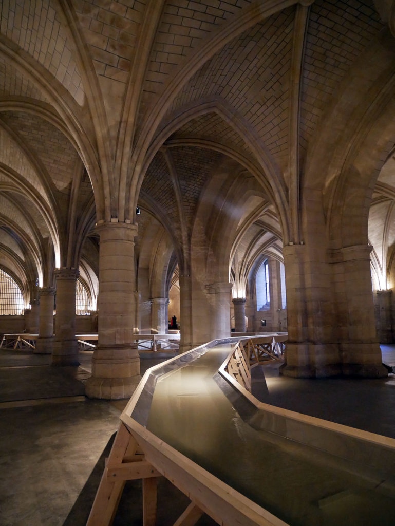 Stéphane Thidet invite la Seine dans la Conciergerie 8 Stéphane Thidet, "Détournement", à la Conciergerie