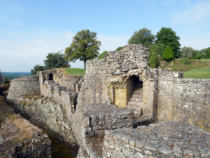 De Paris au Mont-Saint-Michel à vélo sur la Véloscénie 38 Château de Domfront