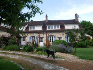 De Paris au Mont-Saint-Michel à vélo sur la Véloscénie 18 La Grange de Guesle