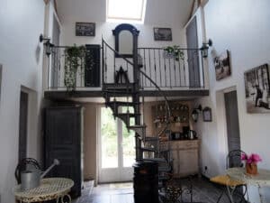 De Paris au Mont-Saint-Michel à vélo sur la Véloscénie 19 La Grange de Guesle