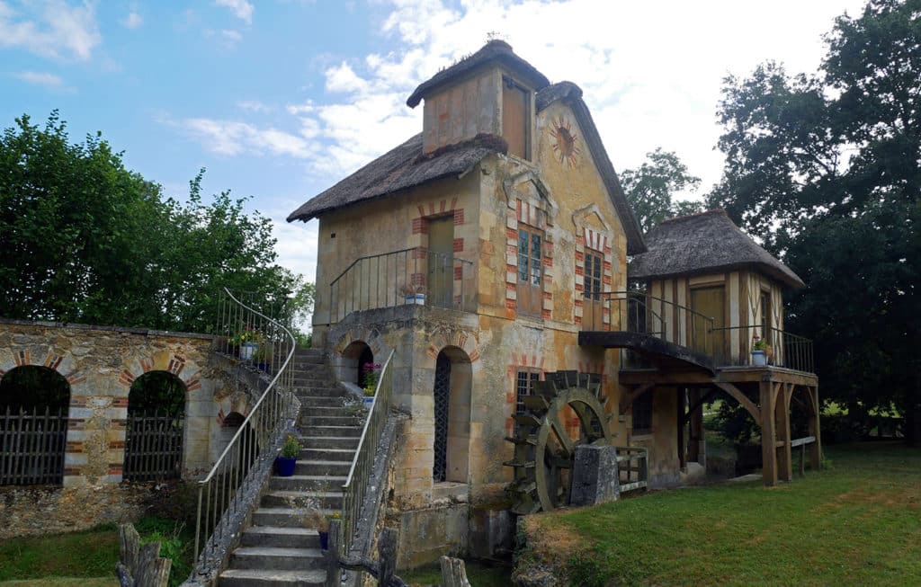 Le Hameau de la Reine à Versailles : l’incroyable fantaisie de Marie-Antoinette 10 Versailles - Hameau de la Reine - Moulin