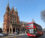 Bus rouge à Londres devant la gare Saint Pancras