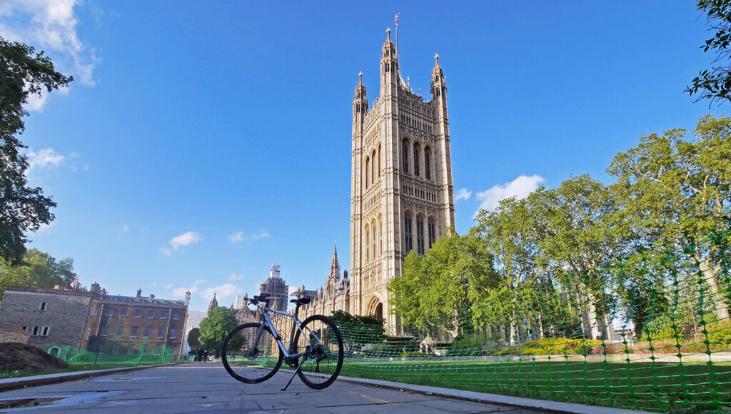 L'avenue verte London-Paris à vélo