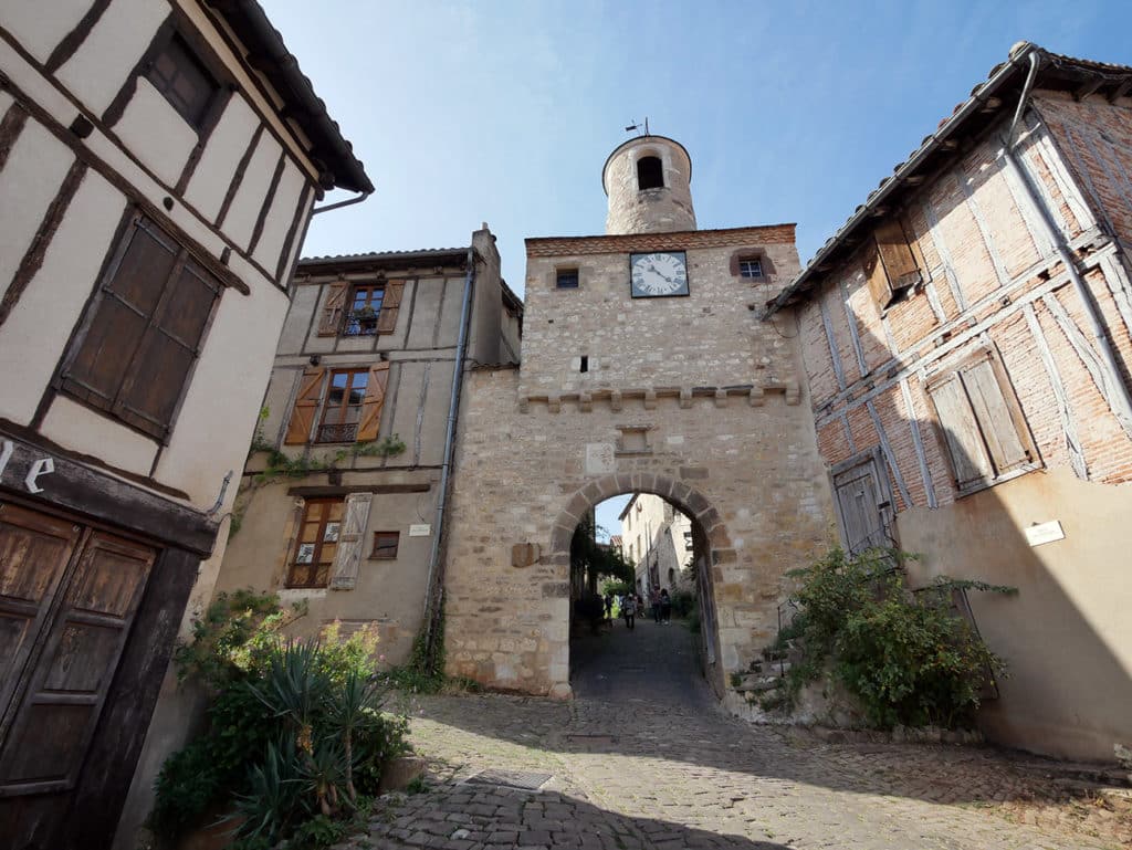 Visit the French department of Tarn by discovering its typicals towns and villages 37