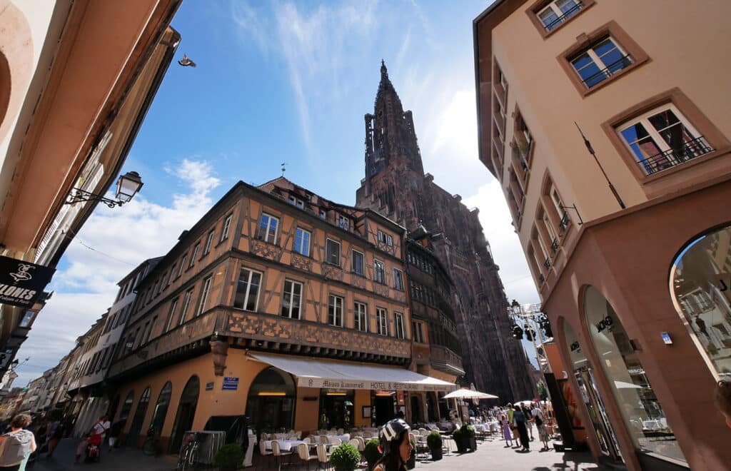 Посетите город Страсбург собор