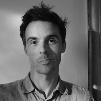 Portrait de Jérémie Thomas créateur du podcast Sens de la visite