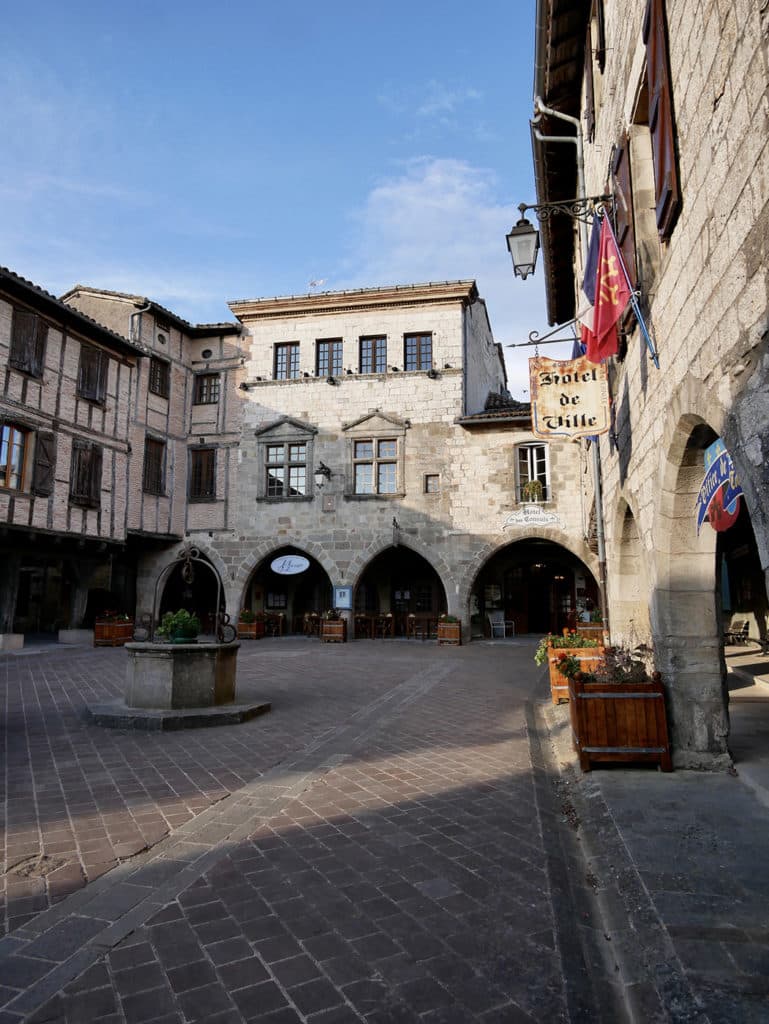 Visit the French department of Tarn by discovering its typicals towns and villages 30