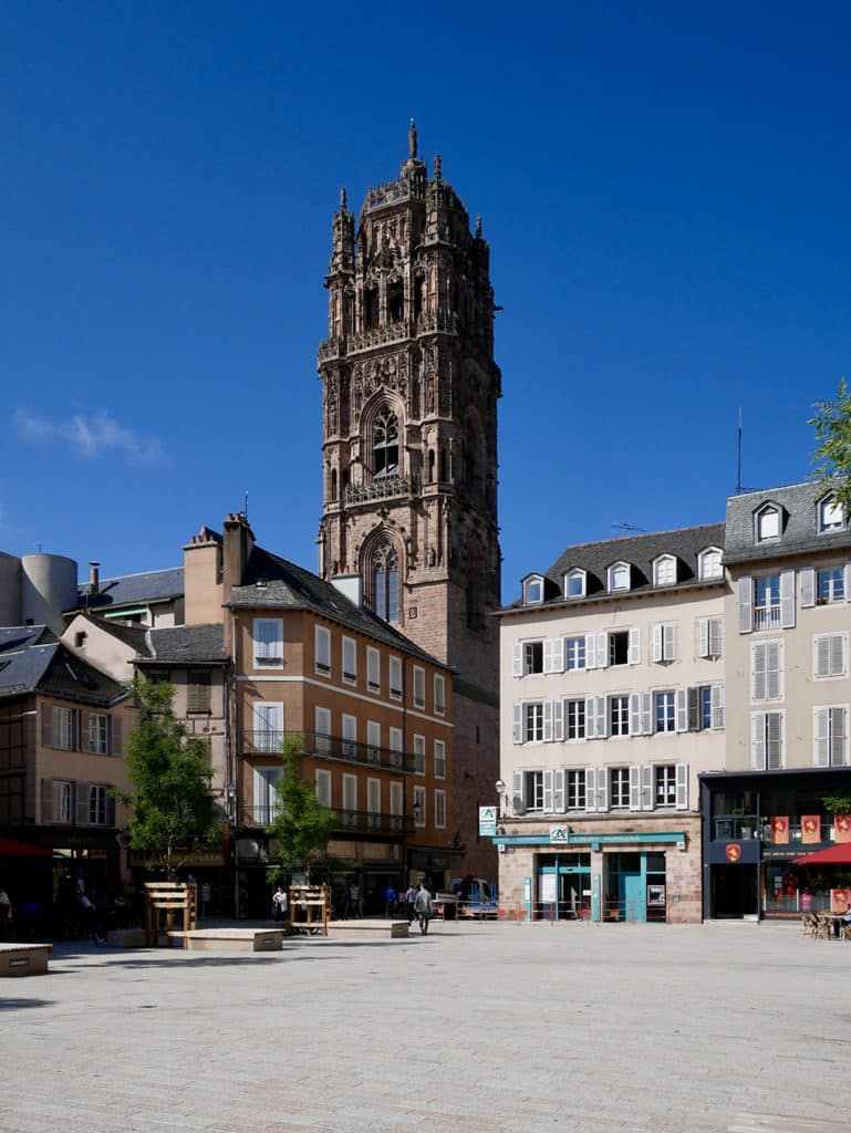Visit the French department of Tarn by discovering its typicals towns and villages 59