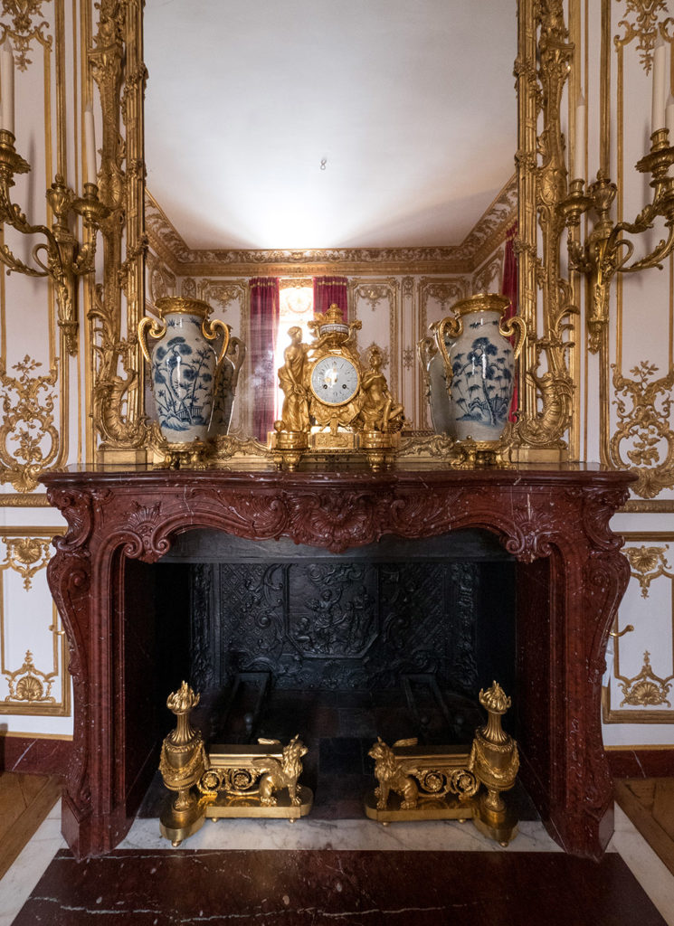 At the Versailles palace, the rebirth of the King's corner cabinet 7