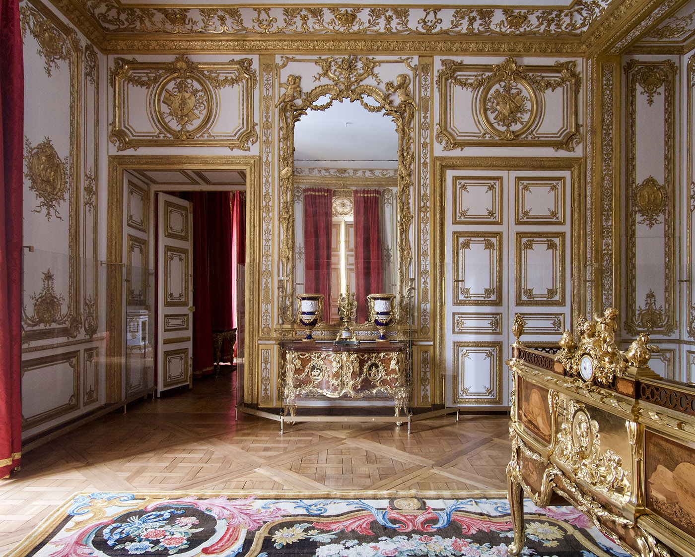 Версаль интерьер. Версальский дворец спальня короля.