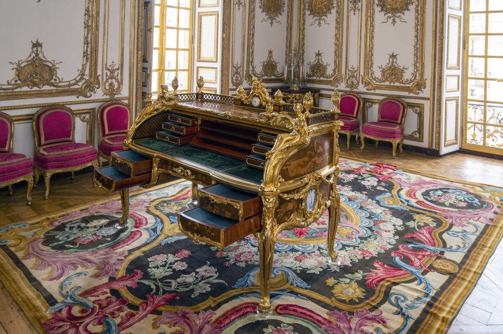 At the Versailles palace, the rebirth of the King's corner cabinet 11