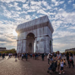 L'Arc de Triomphe empaqueté par Christo et Jeanne-Claude
