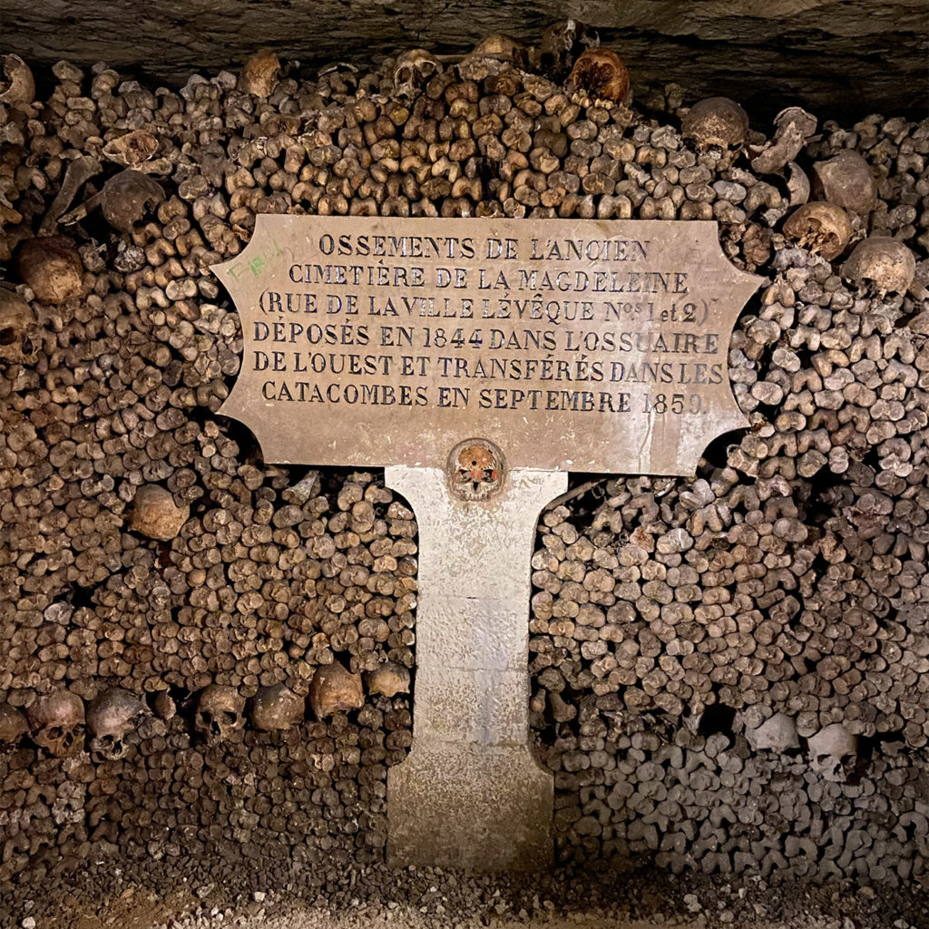 The unusual history of the Paris Catacombs 2