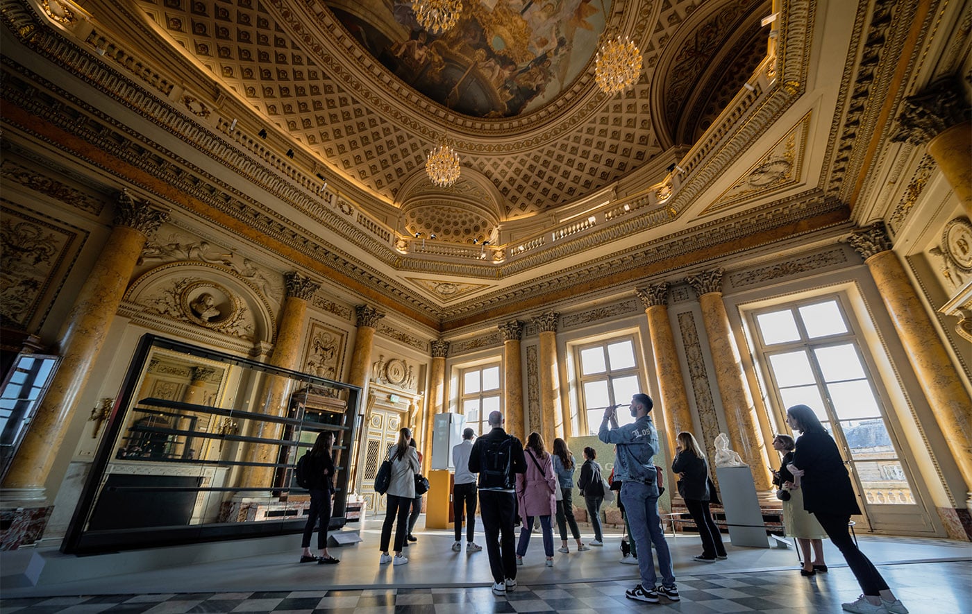 Visiter un musée en nocturne à Paris