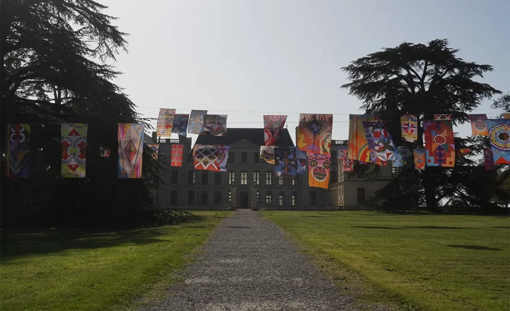 A Oiron, l’art contemporain mène la vie de château ! 30