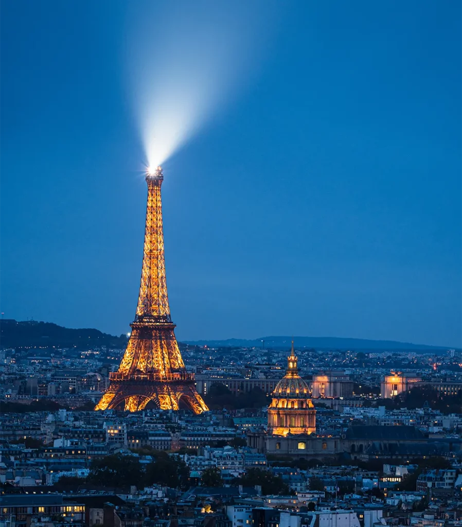 Visiter un monument le soir à Paris