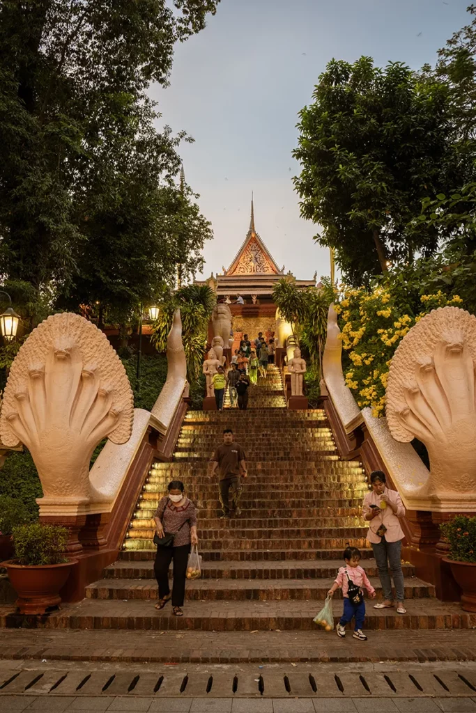 What to do in Phnom Penh?