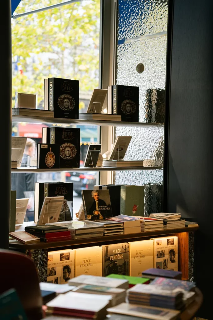 L’Escarboucle : la nouvelle librairie de L’École des Arts Joailliers à Paris 6