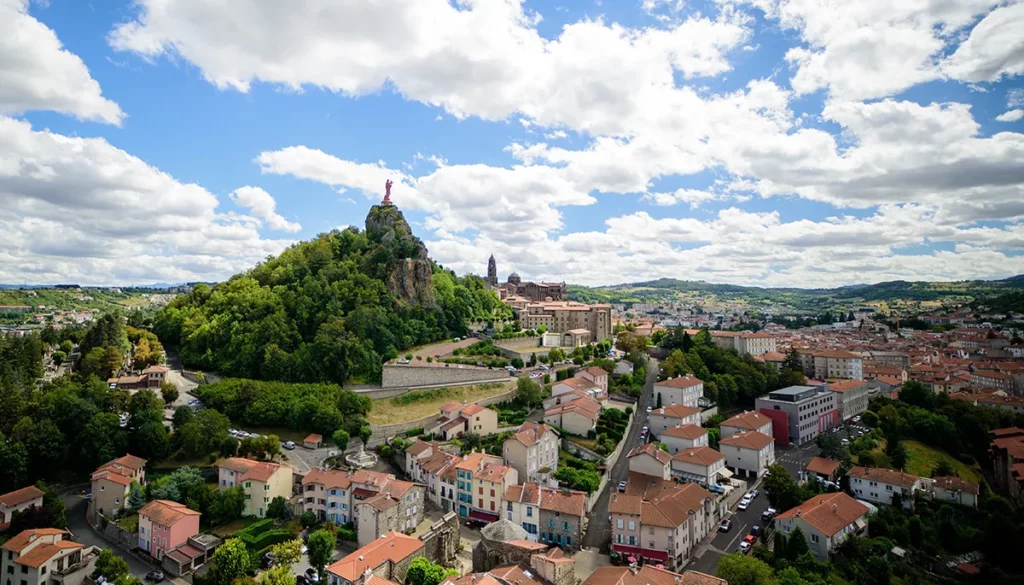 6 idées d’escapades culturelles en Auvergne-Rhône-Alpes pendant l’automne 26