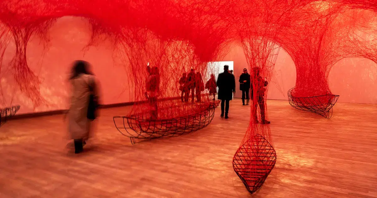 Dive into the poetic universe of Chiharu Shiota at the Grand Palais 2