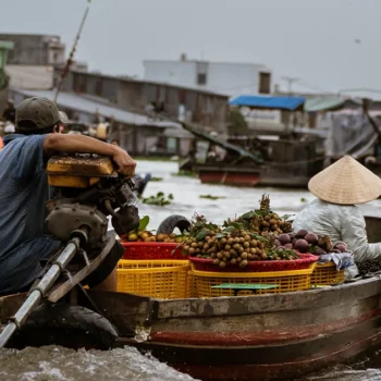 Les marchés flottants du Delta du Mékong au Vietnam