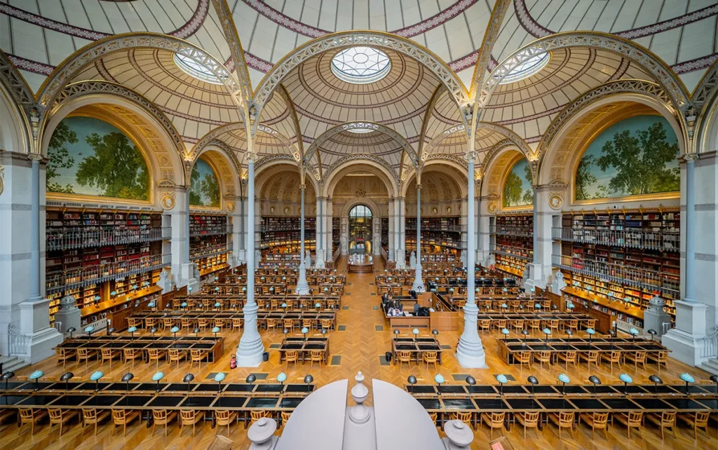 La salle Labrouste, bibliothèque de l'INHA à Paris