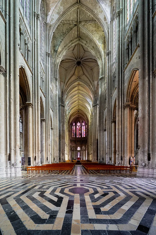 Le labyrinthe de la basilique de Saint-Quentin