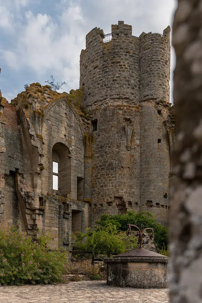 Au cœur du berceau des Bourbons : visite des vestiges du château de Bourbon-l’Archambault 3