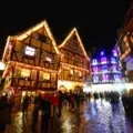 Pourquoi on aime tant ces petites villes françaises incontournables à Noël ? 7