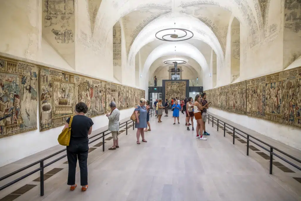 Que faire en Auvergne-Rhône-Alpes ? Une escapade vers l'Abbaye de La Chaise-Dieu 2