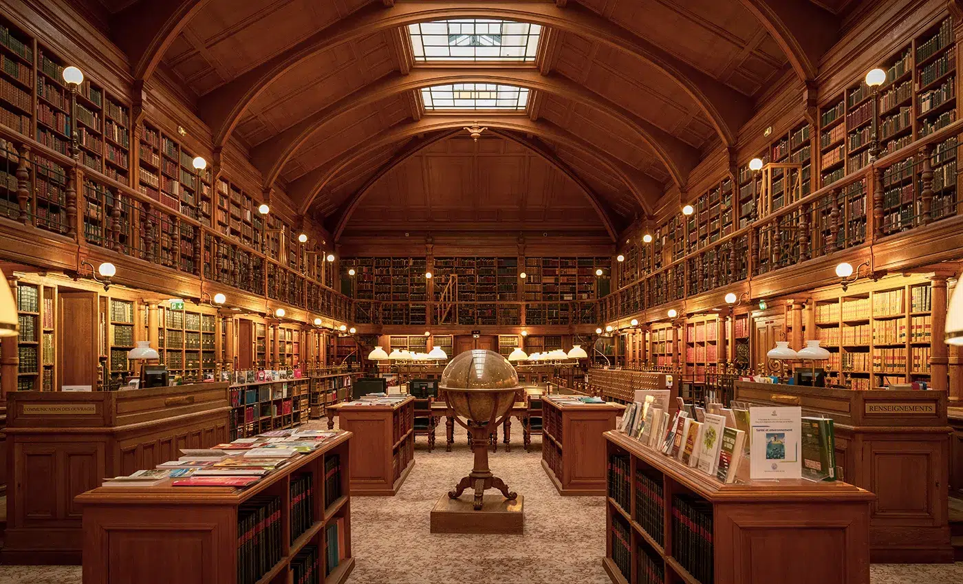 The 10 Most Beautiful Libraries in Paris (and How to Visit Them) 18 Bibliothèque de l'hôtel de Ville de Paris