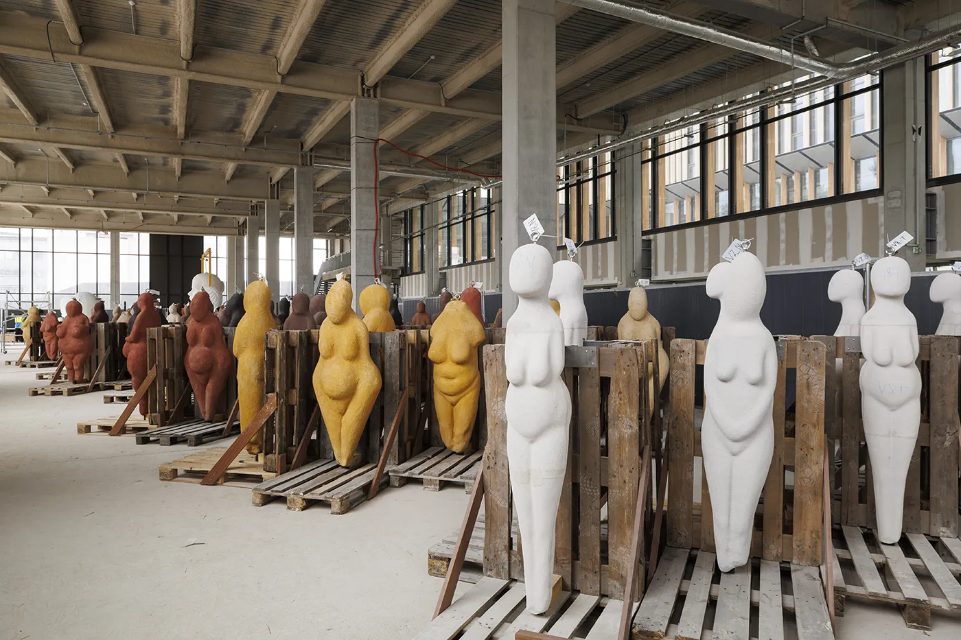 À voir ce weekend : découvrez exceptionnellement l'atelier de Prune Nourry à Saint-Denis - Pleyel 1